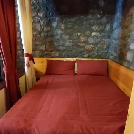 Traditional Cozy In Livadi Parnassos Apartment *